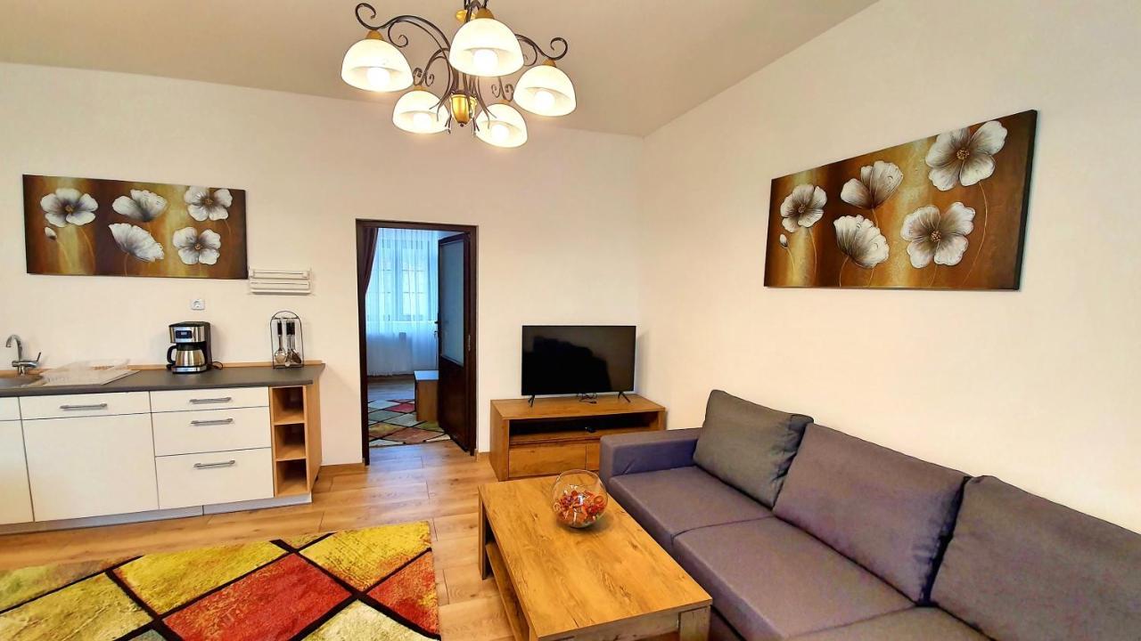 Zur Krone Aparthotel Widdershausen Ngoại thất bức ảnh