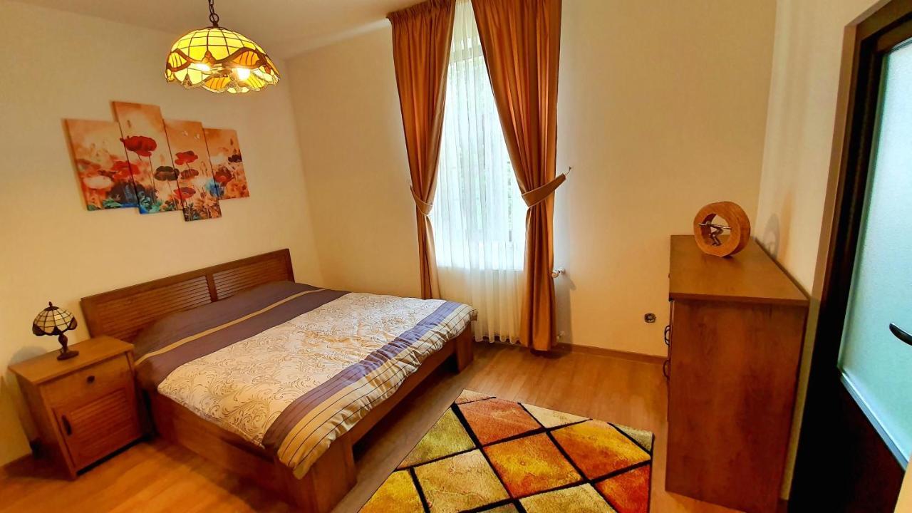 Zur Krone Aparthotel Widdershausen Ngoại thất bức ảnh